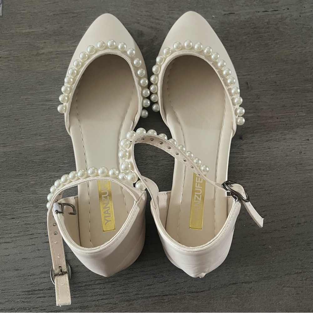 SHEIN Cream Pearl-Studded Flats